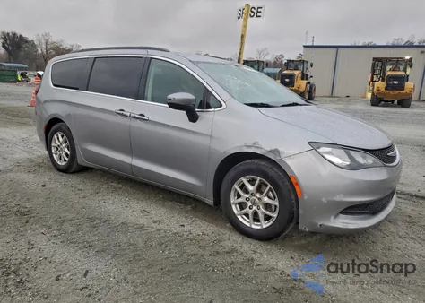 2021 Chrysler Voyager Lxi из США, поврежденный, VIN 2C4RC1DG5MR504616